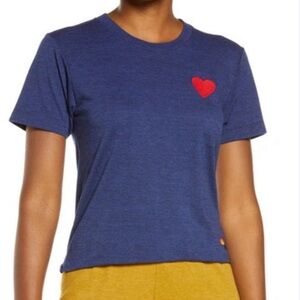 NWOT* AVIATOR NATION -Heart Embroidered tee shirt size large